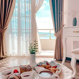 **** Hotel Majestic Albanien